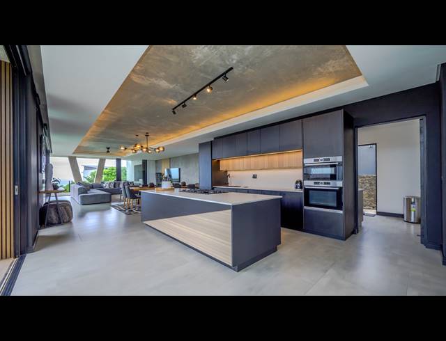4 BEDROOM HOUSE FOR SALE IN ZULULAMI LUXURY COASTAL ESTATE